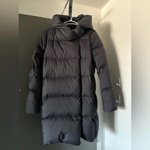 Babaton Duvet Puffer Mid - XS
